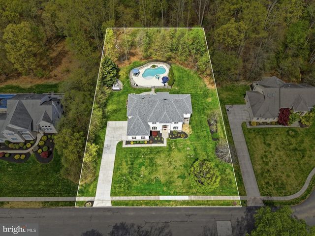 11 LANGE CT, Mullica Hill, NJ 08062