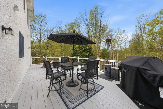 11 LANGE CT, Mullica Hill, NJ 08062