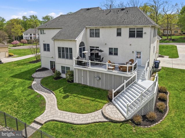 11 LANGE CT, Mullica Hill, NJ 08062