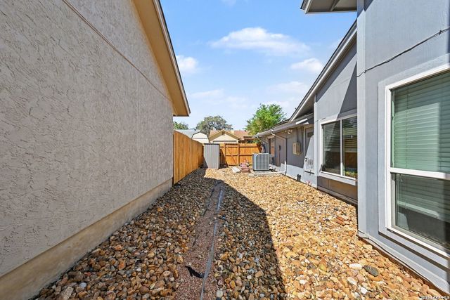 12143 Lemon Blossom, San Antonio, TX 78247