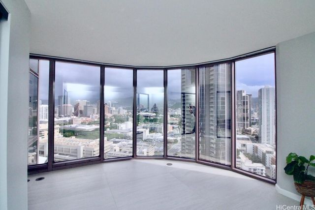 415 South Street 2804, Honolulu, HI 96813