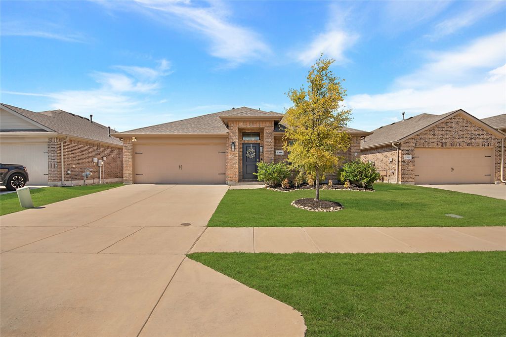 2316 Sadlers Creek Lane, Fort Worth, TX 76108 — photo 2