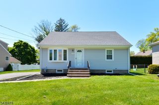 113 Stanley Ct, North Haledon Boro, NJ 07508