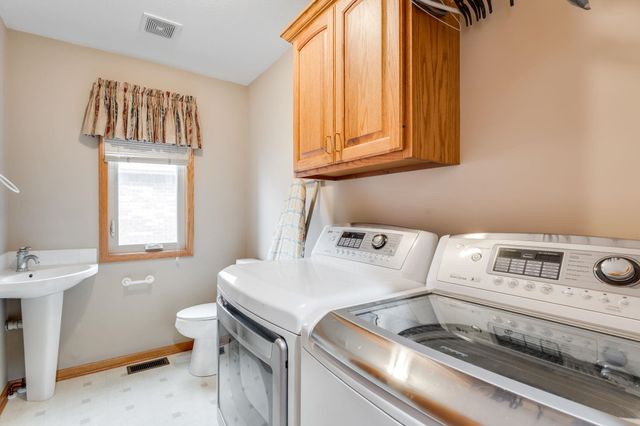 4402 N Spyglass Cir, Wichita, KS 67226