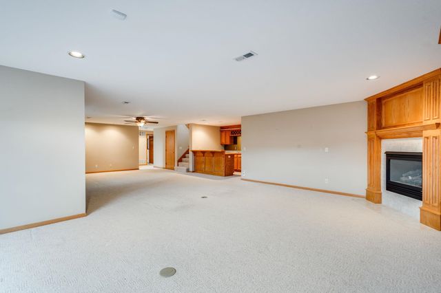 4402 N Spyglass Cir, Wichita, KS 67226