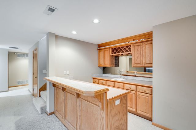 4402 N Spyglass Cir, Wichita, KS 67226