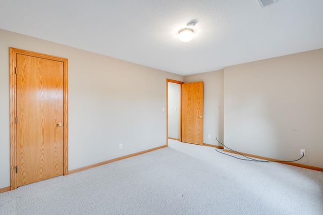 4402 N Spyglass Cir, Wichita, KS 67226