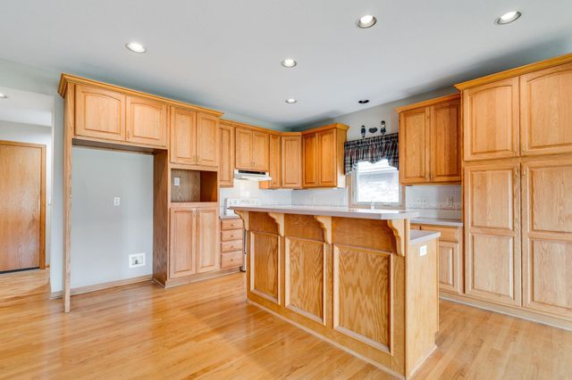 4402 N Spyglass Cir, Wichita, KS 67226