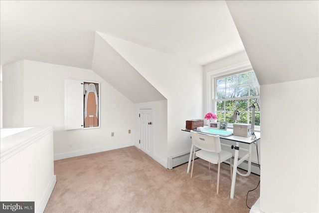 3060 MANOR RD, Coatesville, PA 19320