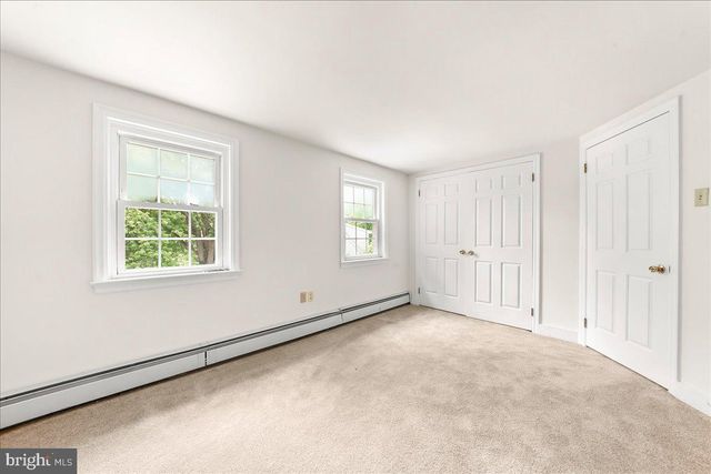 3060 MANOR RD, Coatesville, PA 19320