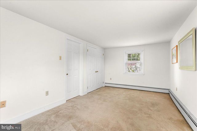 3060 MANOR RD, Coatesville, PA 19320