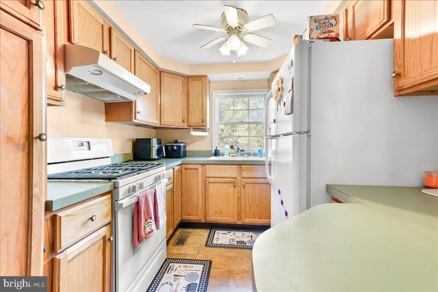3060 MANOR RD, Coatesville, PA 19320