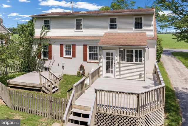 3060 MANOR RD, Coatesville, PA 19320