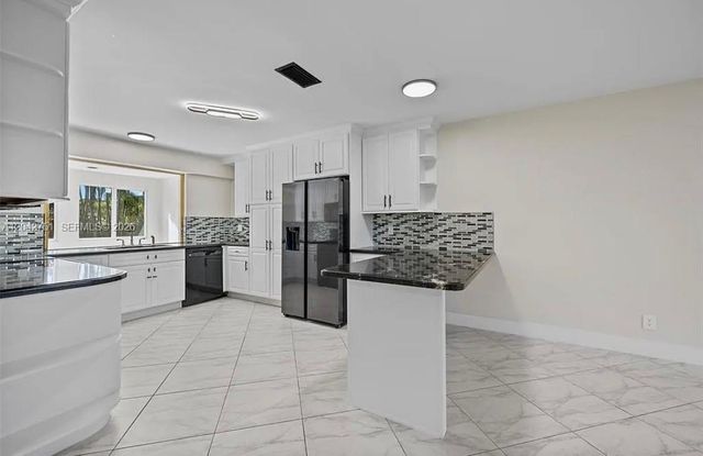 5300 Adams St, Hollywood, FL 33021