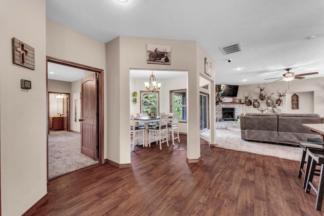 19476 Highway Zz, Aurora, MO 65605