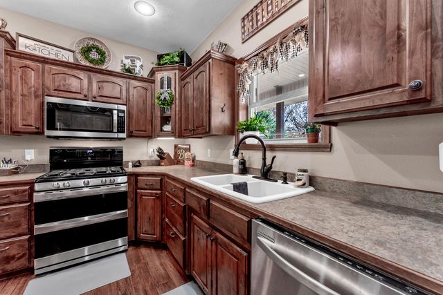 19476 Highway Zz, Aurora, MO 65605