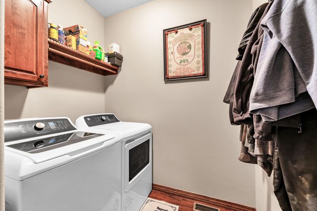 19476 Highway Zz, Aurora, MO 65605