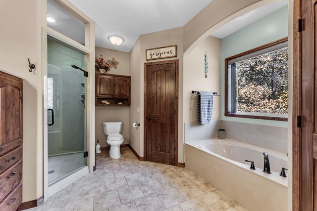 19476 Highway Zz, Aurora, MO 65605