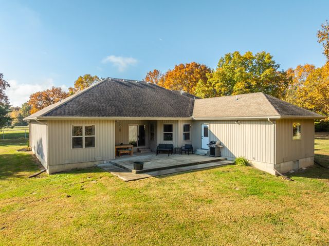 19476 Highway Zz, Aurora, MO 65605