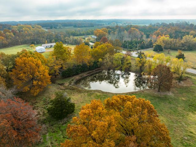 19476 Highway Zz, Aurora, MO 65605