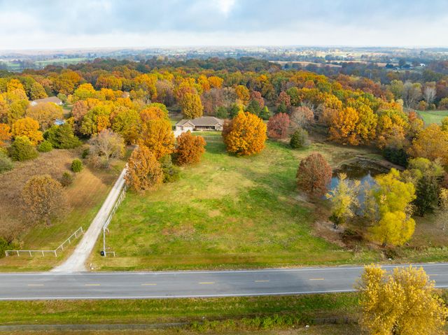 19476 Highway Zz, Aurora, MO 65605