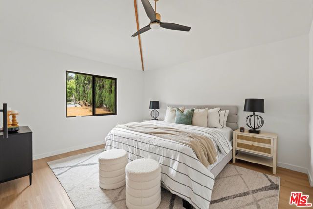 974 La Canada Verdugo Road, Pasadena, CA 91103