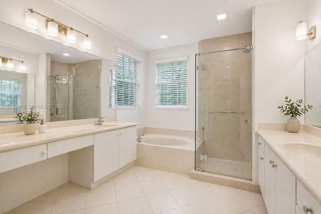 1169 Peregrine Way, Weston, FL 33327