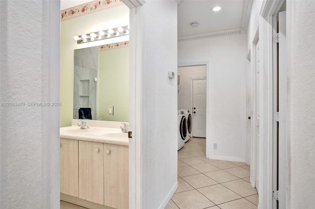 1169 Peregrine Way, Weston, FL 33327