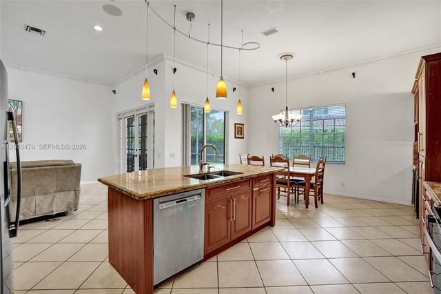 1169 Peregrine Way, Weston, FL 33327