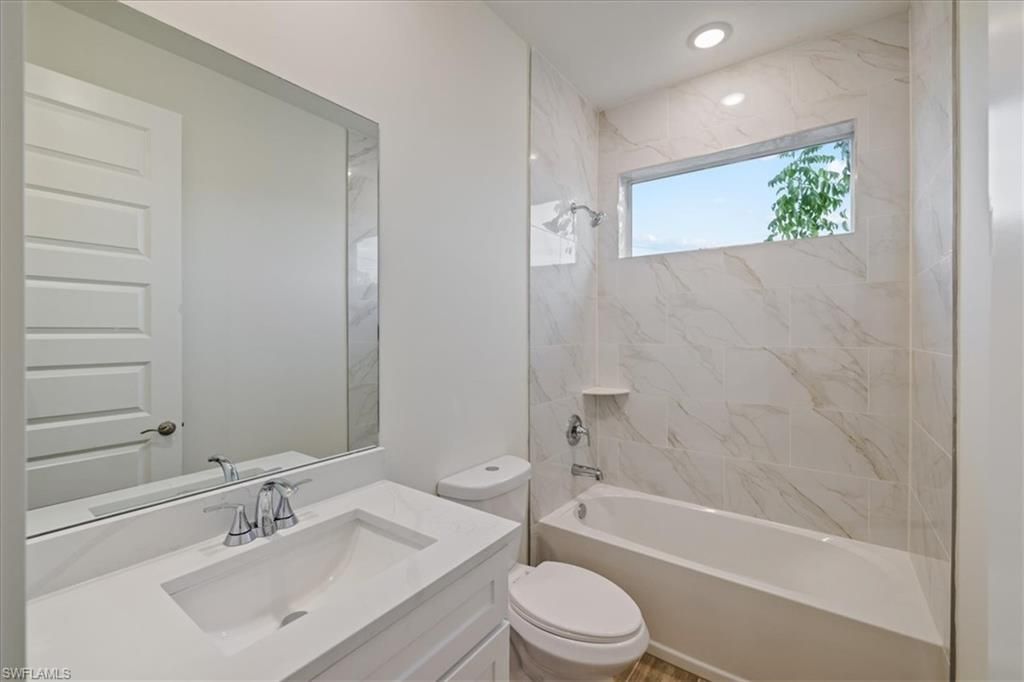 Image 30 of property listing at 1220 SE 5th TER, Cape Coral, FL 33990