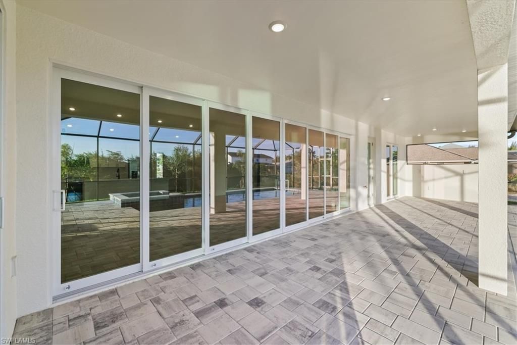 Image 35 of property listing at 1220 SE 5th TER, Cape Coral, FL 33990