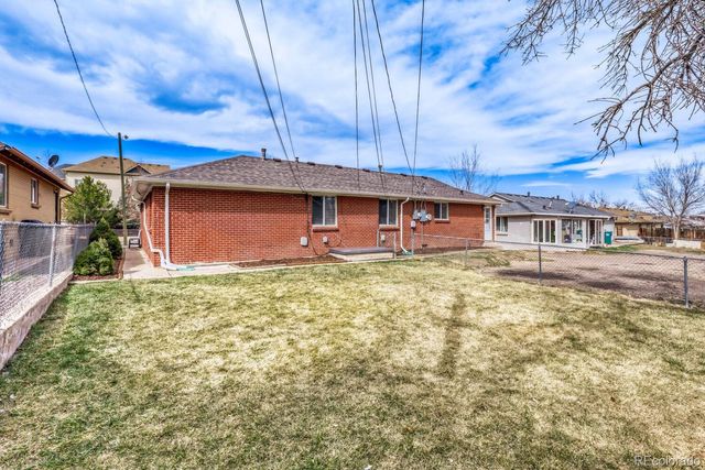 370-372 Dayton Street, Aurora, CO 80010