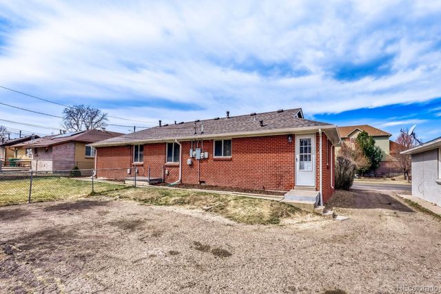 370-372 Dayton Street, Aurora, CO 80010