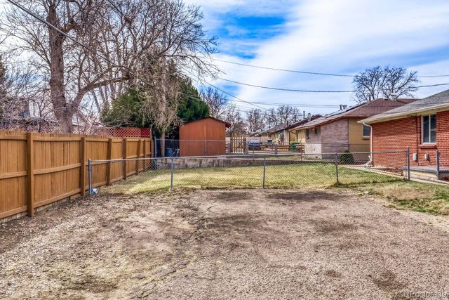 370-372 Dayton Street, Aurora, CO 80010