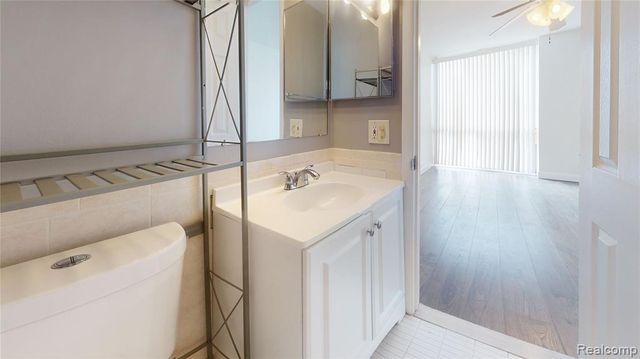 1989 Orleans Street, Detroit, MI 48207