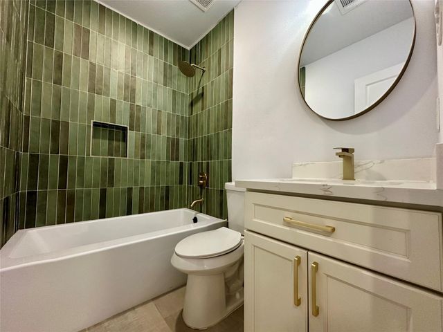 808 Oakhurst Street 2, Houston, TX 77023