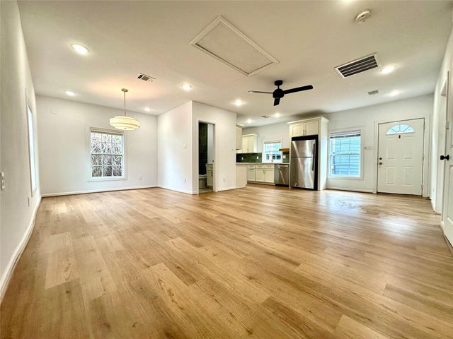 808 Oakhurst Street 2, Houston, TX 77023