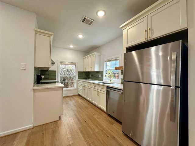 808 Oakhurst Street 2, Houston, TX 77023