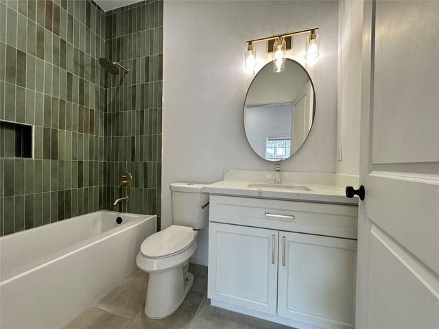 808 Oakhurst Street 2, Houston, TX 77023