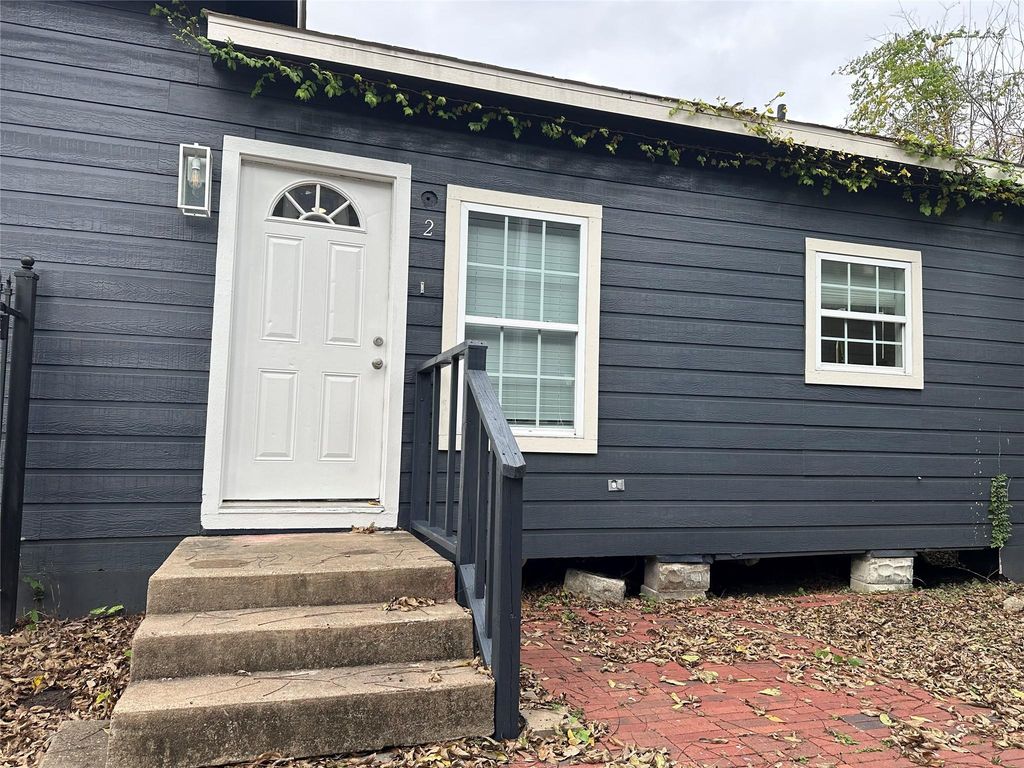 808 Oakhurst Street 2, Houston, TX 77023