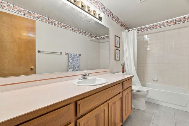 6702 S Westchester Dr, Spokane, WA 99223