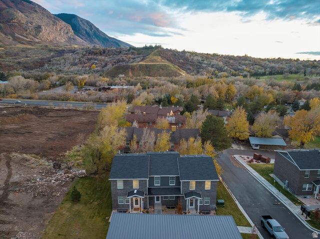 1695 E 1425 S, Ogden, UT 84404
