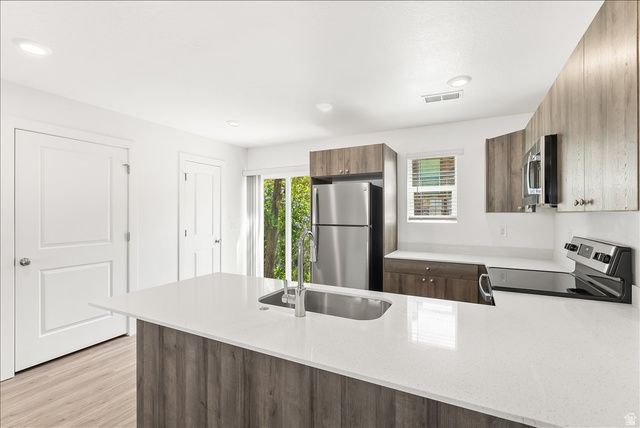 1695 E 1425 S, Ogden, UT 84404