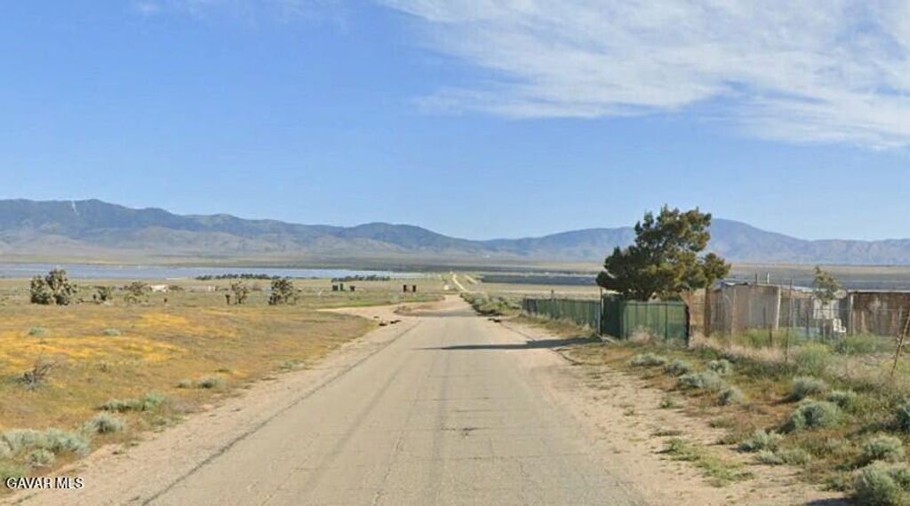 24201 W Avenue A, Rosamond, CA 93560
