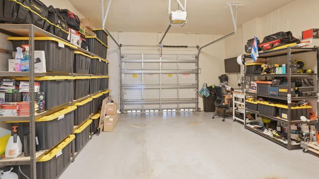 2712 NW 80th Avenue, Sunrise, FL 33322
