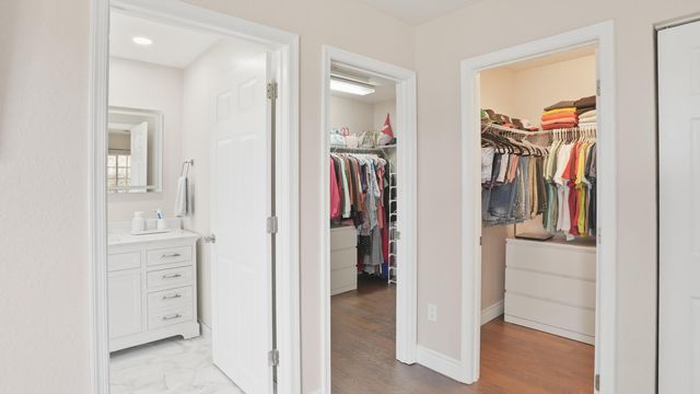 2712 NW 80th Avenue, Sunrise, FL 33322
