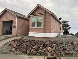 16252 TOLMAN Ln 16, Brookings, OR 97415