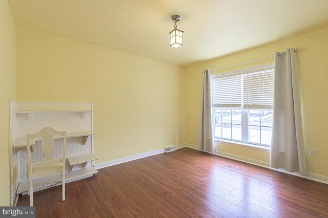 33 KNOLLWOOD, Mays Landing, NJ 08330