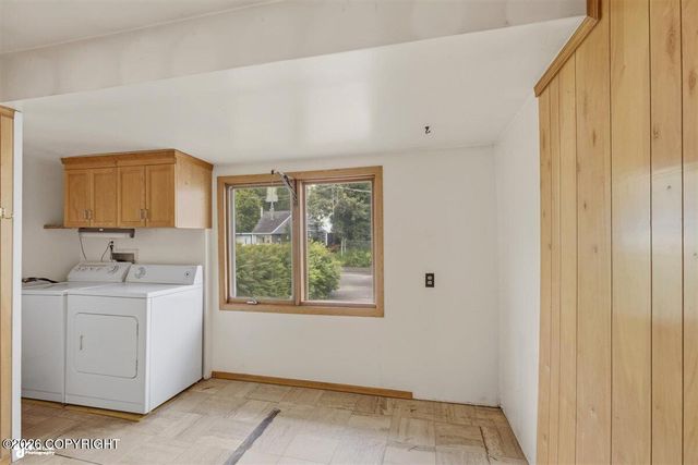 2389 E 47th Court, Anchorage, AK 99507