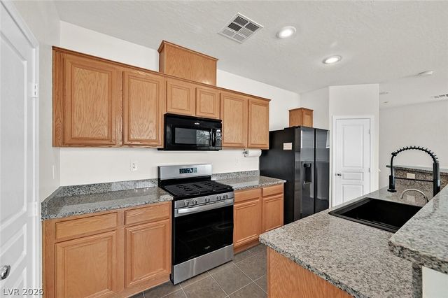 475 Westminster Hall Avenue 103, North Las Vegas, NV 89032